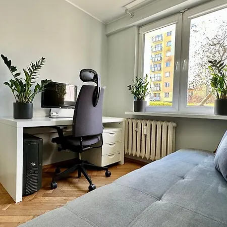 Uroczy - * Σόποτ